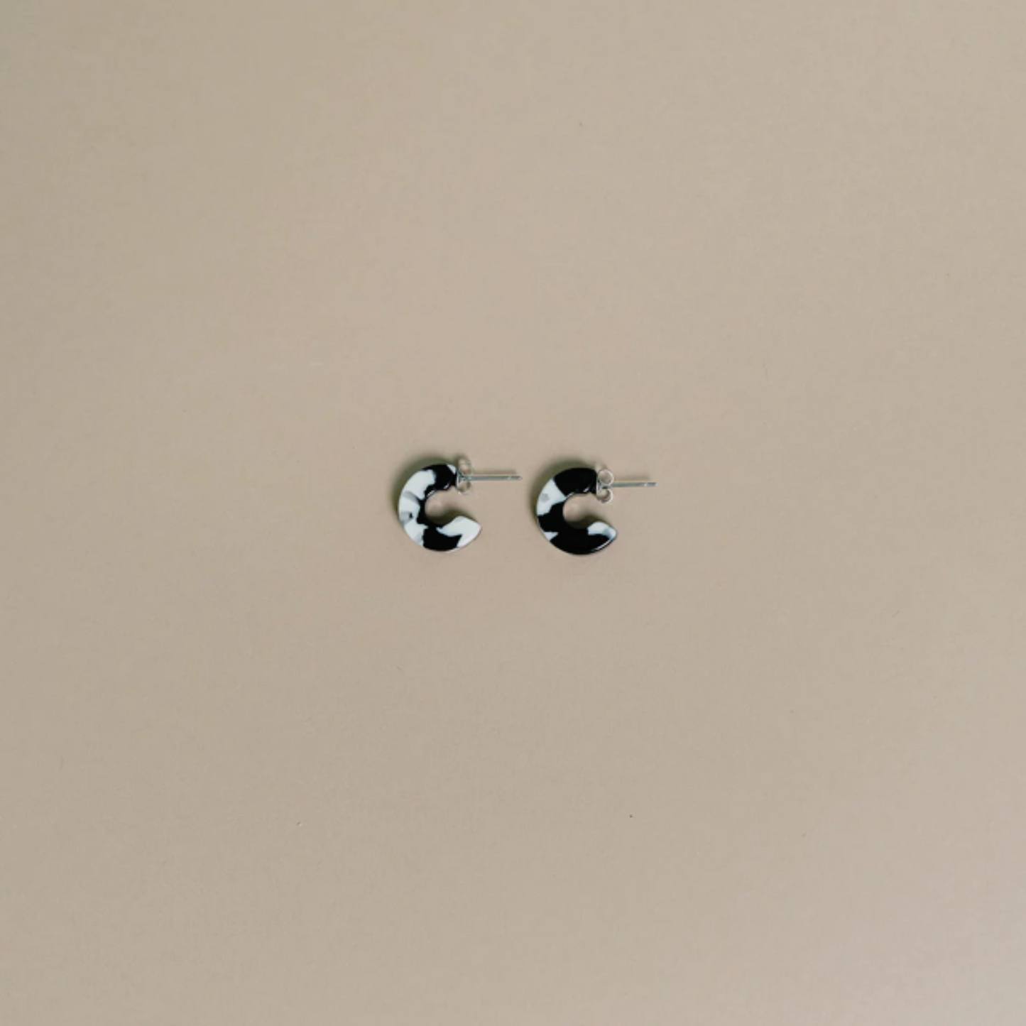 Mali Hoops - Black + White