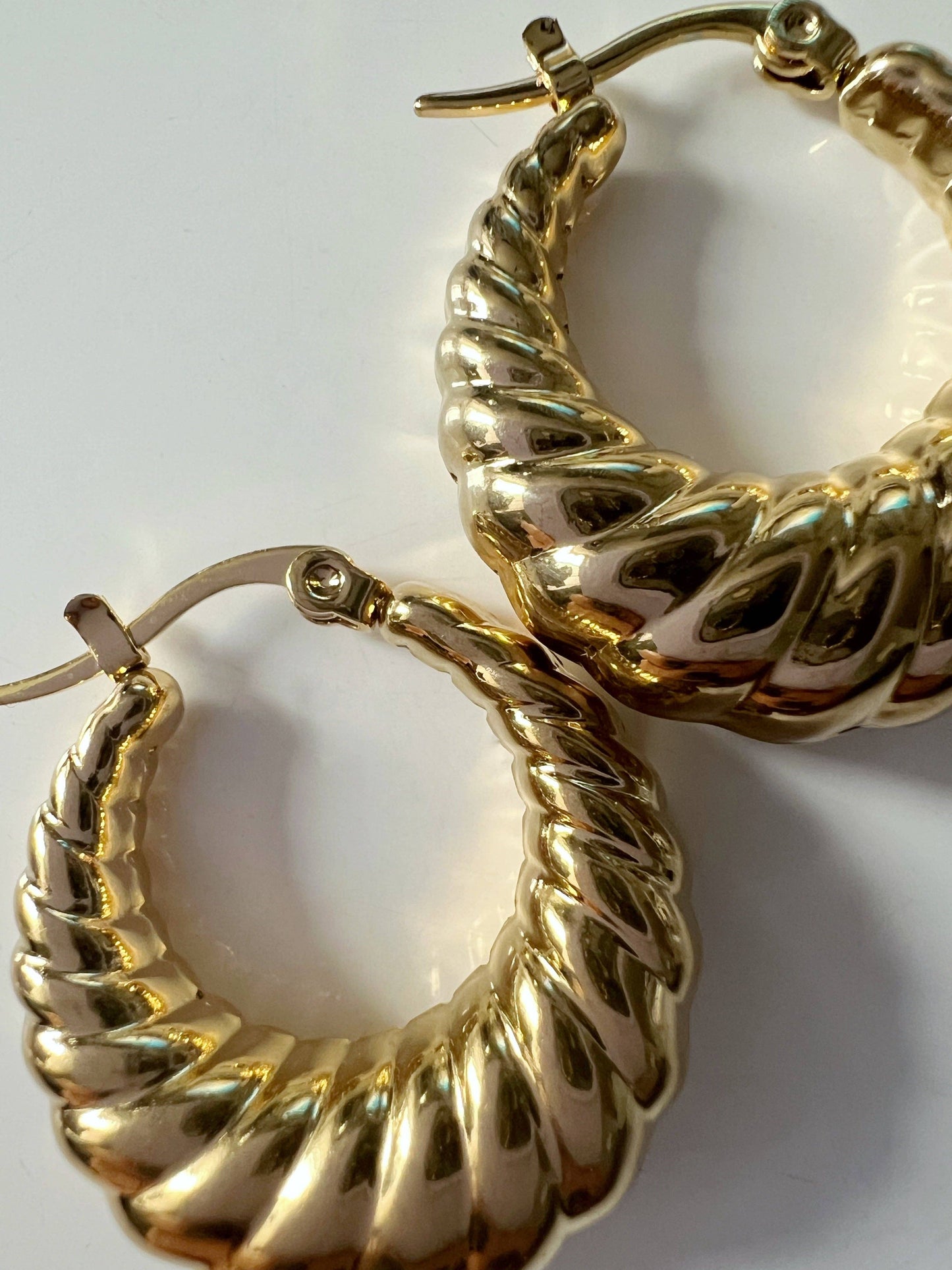 Harper Hoops | Chunky Croissant Hoops